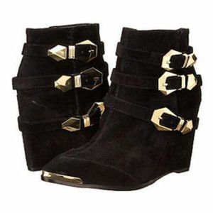 VINCE CAMUTO BOOTS
